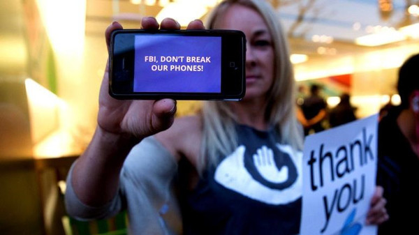 对比iPhone5,苹果iPhone6到底会多大多薄 对比iPhone5,苹果iPhone6到底会多大多薄