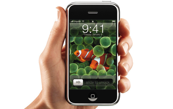 回顾:17年前, 乔布斯展示了第一台iPod 回顾:17年前, 乔布斯展示了第一台iPod