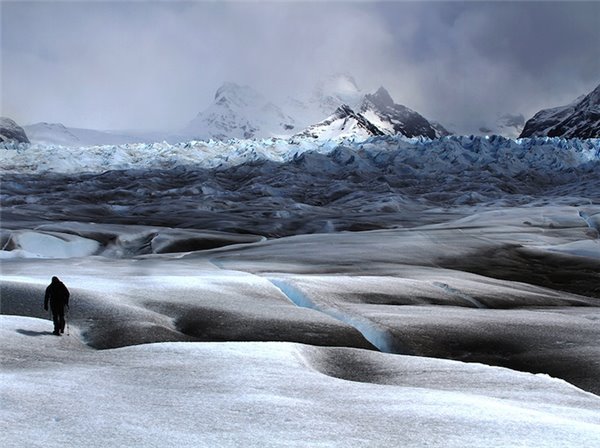 MacBook Pro 安装 Win10 后, Touch Bar 可用作 “显示器” MacBook Pro 安装 Win10 后, Touch Bar 可用作 “显示器”