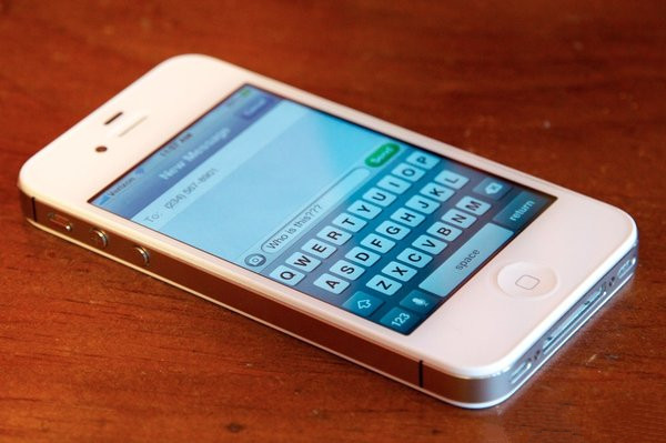 苹果 iOS 16 不再支持通过 HDMI 适配器投屏 DRM 内容 苹果 iOS 16 不再支持通过 HDMI 适配器投屏 DRM 内容