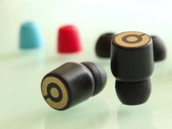 Apple Card 并非苹果首张信用卡,1986 年苹果曾推出 Apple Credit Apple Card 并非苹果首张信用卡,1986 年苹果曾推出 Apple Credit