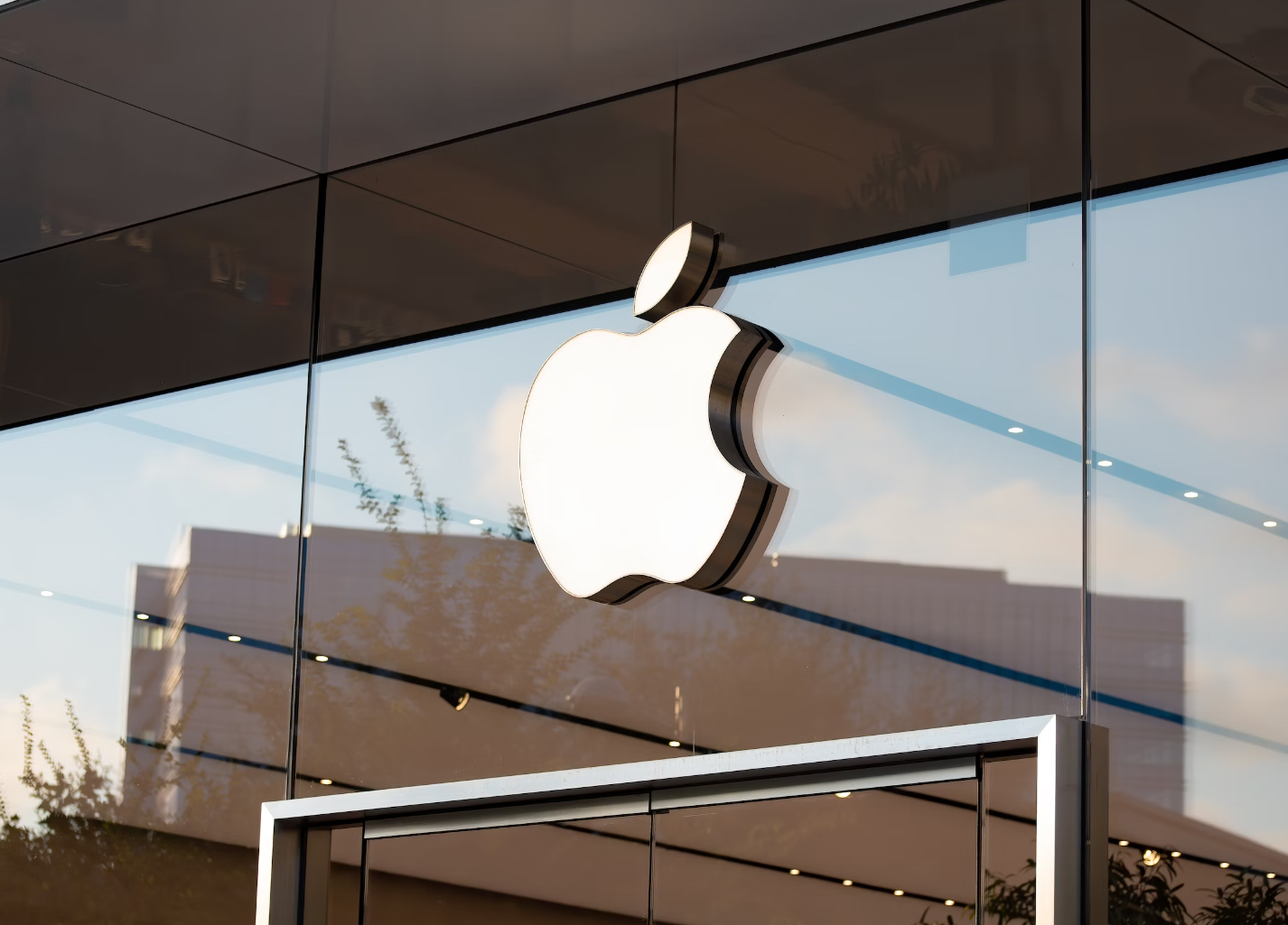 手机安全维护评级:苹果第一 安卓惨不忍睹 手机安全维护评级:苹果第一 安卓惨不忍睹