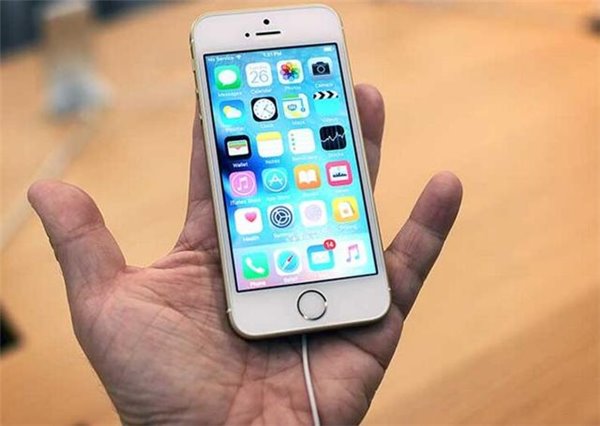 你以为吐槽了iPhone X 苹果就会改吗? 你以为吐槽了iPhone X 苹果就会改吗?