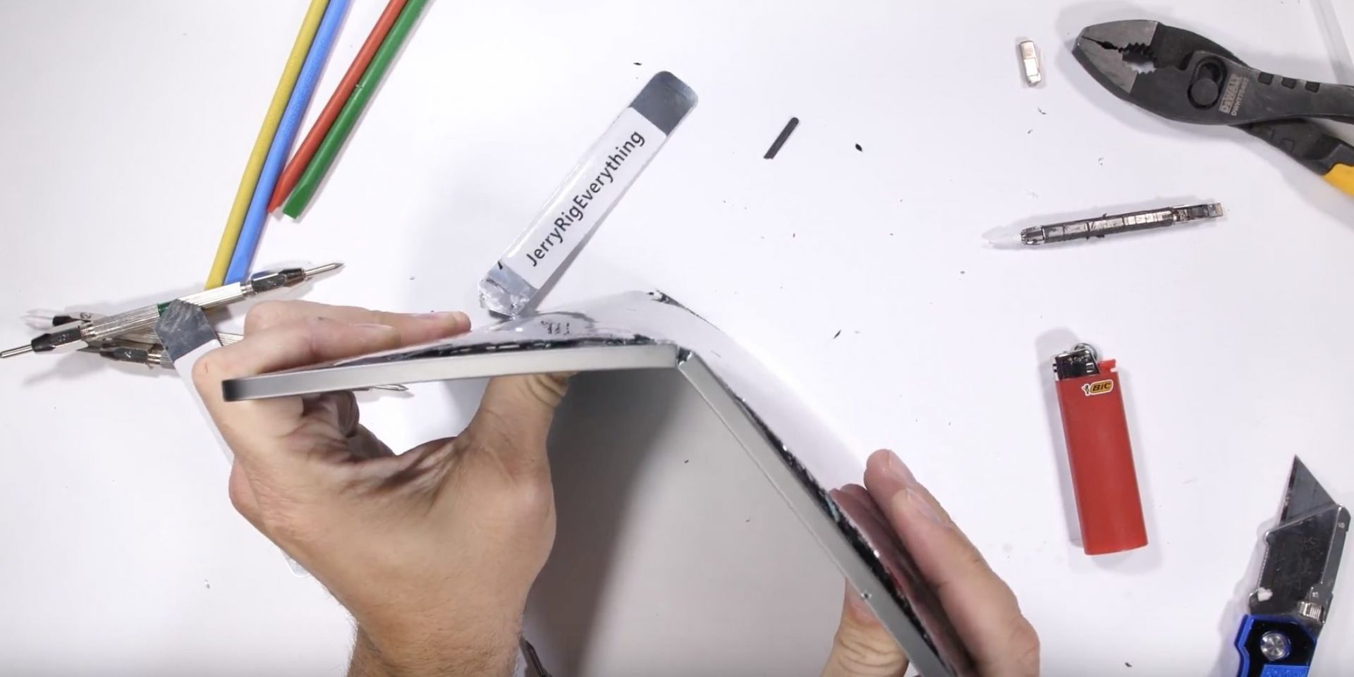 iOS 15 新功能:一般音乐也能模拟成空间化立体声 iOS 15 新功能:一般音乐也能模拟成空间化立体声