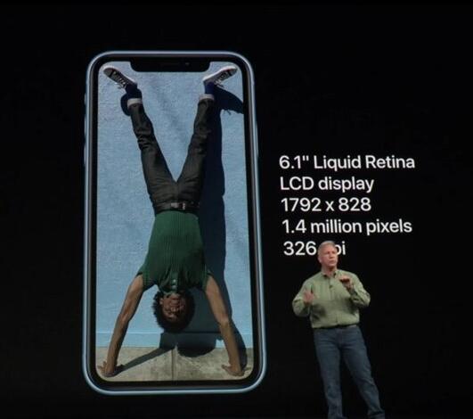 亮黑色iPhone 7 Plus裸奔三周后…… 亮黑色iPhone 7 Plus裸奔三周后……