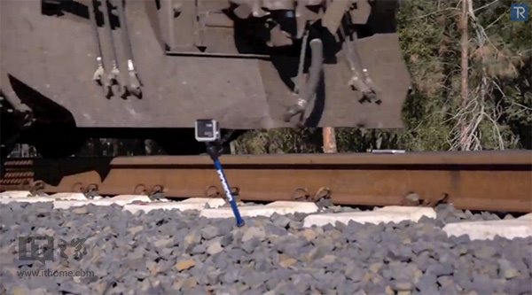 苹果 iOS 13.3「信息」页面大幅更新,加入导航分类栏 苹果 iOS 13.3「信息」页面大幅更新,加入导航分类栏