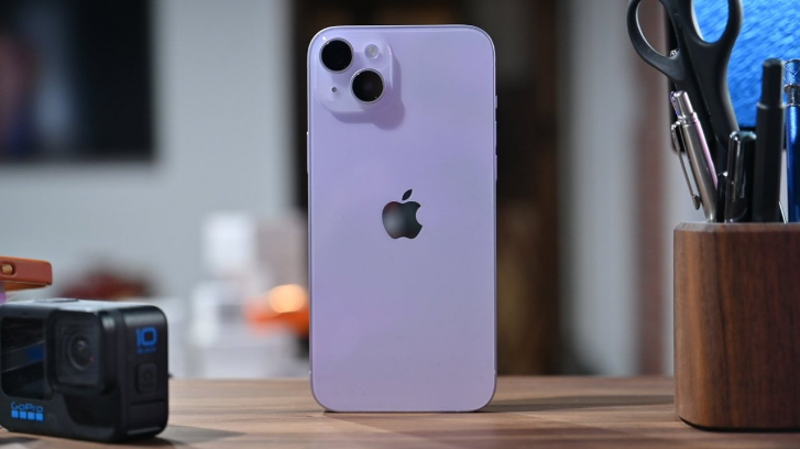 苹果将采用新材料制造更薄的电路板,让 iPhone 可容纳更大电池或其它组件 苹果将采用新材料制造更薄的电路板,让 iPhone 可容纳更大电池或其它组件