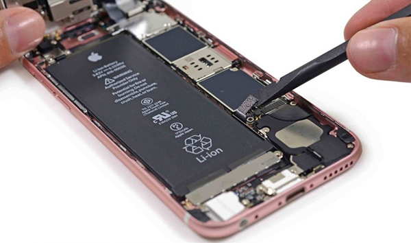 新鲜方便实用!苹果 iOS 16 Beta 添加到 iPhone 锁屏所有小组件大盘点:电量、天气... 新鲜方便实用!苹果 iOS 16 Beta 添加到 iPhone 锁屏所有小组件大盘点:电量、天气...