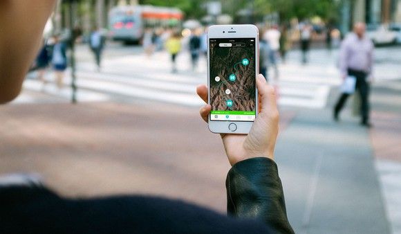 因苹果官方严苛的零件配对要求,iFixit 下调 iPhone 14 可维修得分 因苹果官方严苛的零件配对要求,iFixit 下调 iPhone 14 可维修得分