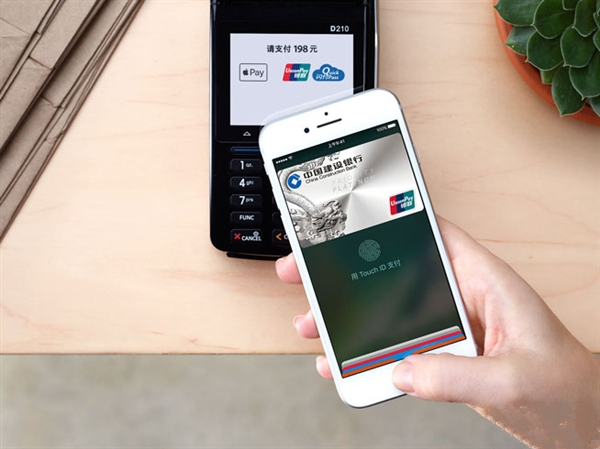 了解一下:iPhone X Plus保护壳曝光 了解一下:iPhone X Plus保护壳曝光