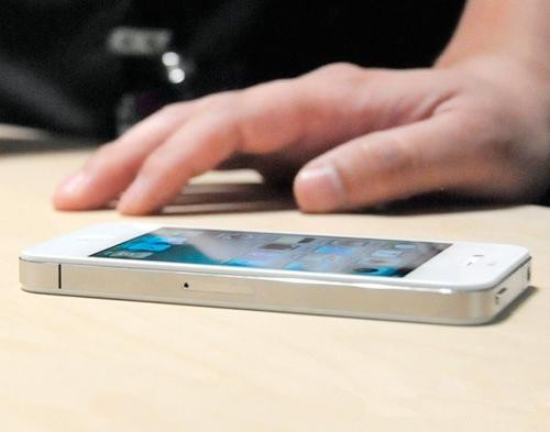 苹果官方数据:过去四年的 iPhone 中,iOS 14 采用率已经到了 90% 苹果官方数据:过去四年的 iPhone 中,iOS 14 采用率已经到了 90%