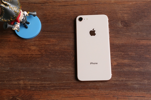 苹果为新款 MacBook Pro 推出新的 MagSafe 数据线和 140W 电源适配器 苹果为新款 MacBook Pro 推出新的 MagSafe 数据线和 140W 电源适配器