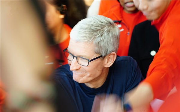 苹果新专利:计划为 iMac 和 MacBook Pro 提供 Face ID 苹果新专利:计划为 iMac 和 MacBook Pro 提供 Face ID