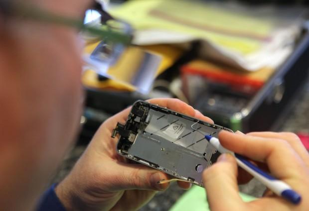 部分国外 iPhone 用户反馈遭钓鱼攻击,导致设备无法使用 部分国外 iPhone 用户反馈遭钓鱼攻击,导致设备无法使用