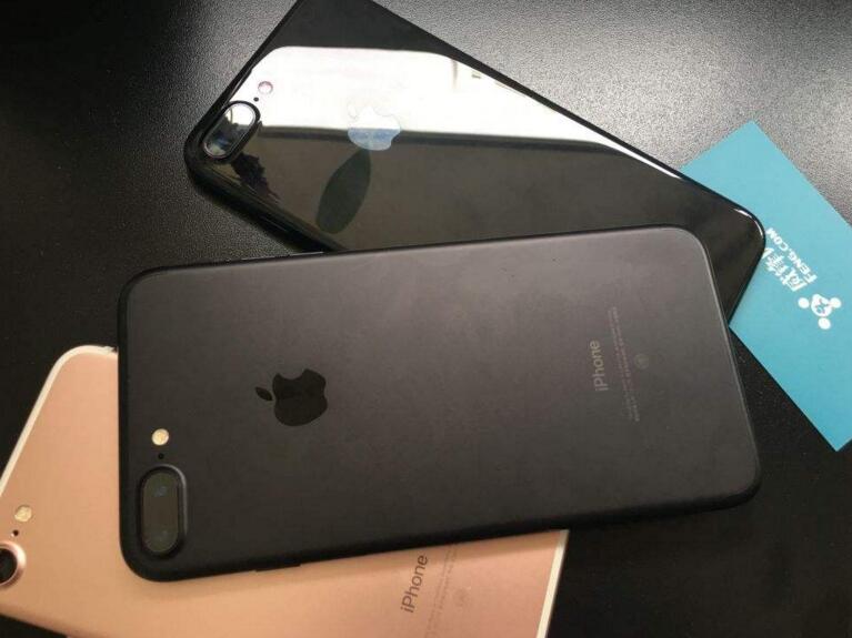 300万买了700台iPhone 6 Plus 收货后惊呆了 300万买了700台iPhone 6 Plus 收货后惊呆了