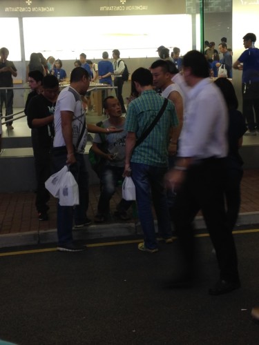 苹果发布新视频宣传 iPhone 14 Plus 长续航,试图提振销量 苹果发布新视频宣传 iPhone 14 Plus 长续航,试图提振销量