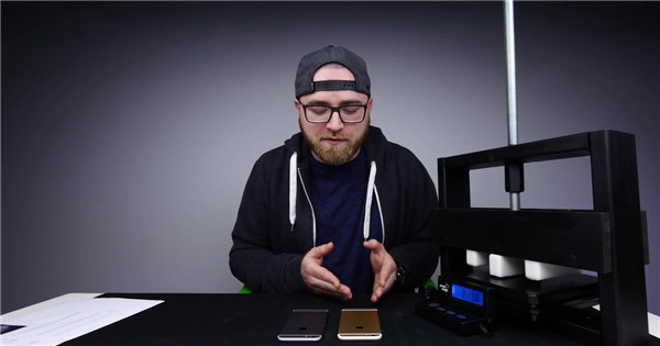 喜迎降价!多款 iPhone 在国内渠道价格最高直降 450 元 喜迎降价!多款 iPhone 在国内渠道价格最高直降 450 元