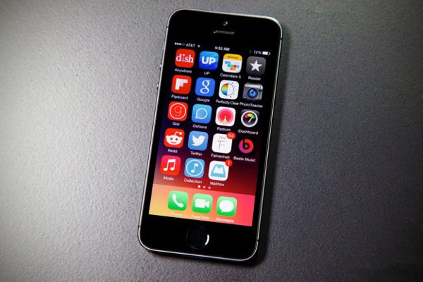 iPhone十年越狱史:玻璃屏幕和金属机身后的神奇 iPhone十年越狱史:玻璃屏幕和金属机身后的神奇