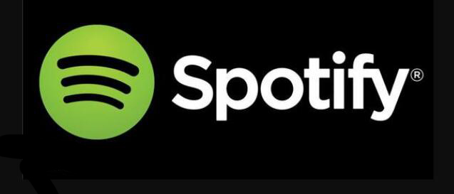 苹果发布首款 MagSafe 充电宝,售价 749 元 苹果发布首款 MagSafe 充电宝,售价 749 元