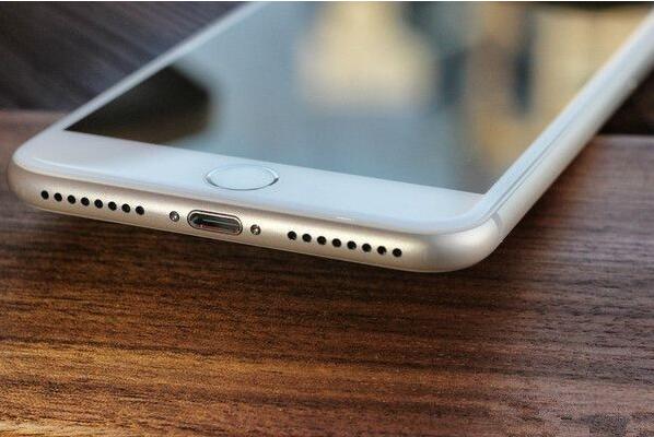 iPhone 7被扣上 “电池续航最差” iPhone 7被扣上 “电池续航最差”