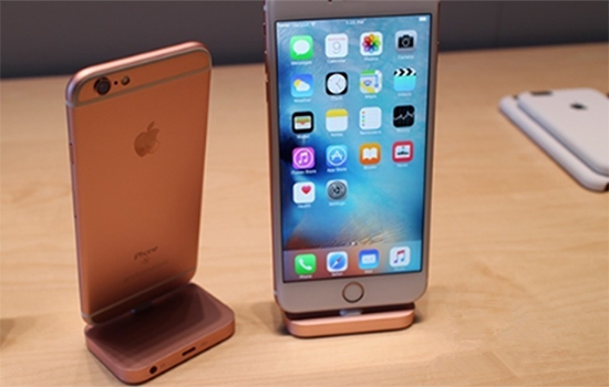 消息称苹果 iPhone 16 Pro Max 屏幕黑边 1.153 毫米 消息称苹果 iPhone 16 Pro Max 屏幕黑边 1.153 毫米