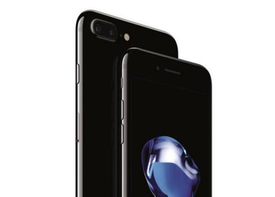 苹果越来越像三星?趋势还是无奈 苹果越来越像三星?趋势还是无奈