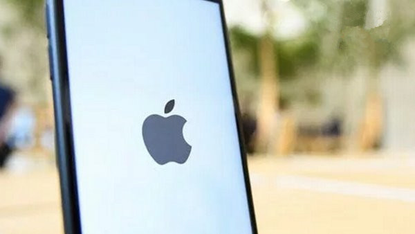 因苹果官方严苛的零件配对要求,iFixit 下调 iPhone 14 可维修得分 因苹果官方严苛的零件配对要求,iFixit 下调 iPhone 14 可维修得分