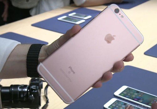 用户更换iPhone的频率变慢,苹果压力有增无减 用户更换iPhone的频率变慢,苹果压力有增无减