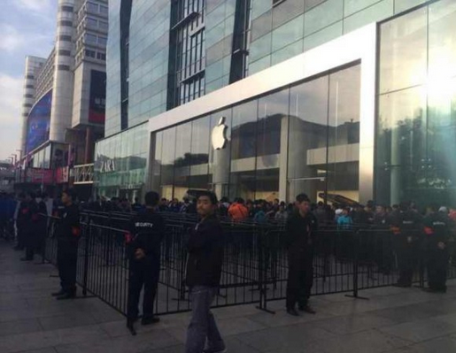 苹果新款 MacBook Pro 14/16 英寸刘海屏应用设计方案公布 苹果新款 MacBook Pro 14/16 英寸刘海屏应用设计方案公布