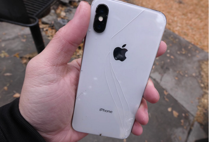 苹果计划在 2022 年生产 2.2 亿部 iPhone 手机,与去年基本持平、低于市场预期 苹果计划在 2022 年生产 2.2 亿部 iPhone 手机,与去年基本持平、低于市场预期