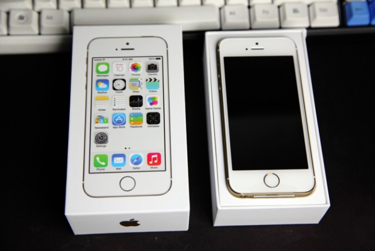 BBC卧底苹果中国代工厂:待遇极差 BBC卧底苹果中国代工厂:待遇极差