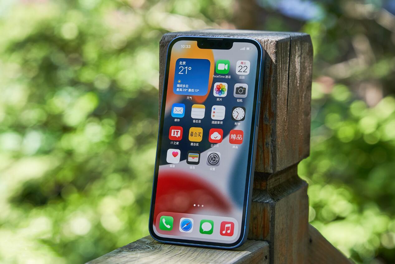 iPhone XR首批媒体测评:最佳LCD屏,续航表现超出预期 iPhone XR首批媒体测评:最佳LCD屏,续航表现超出预期