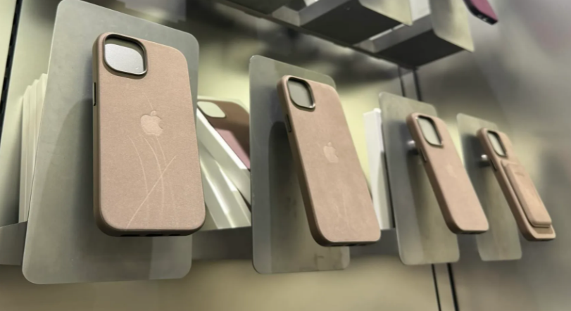 给iPhone配个麦克风,我们一起录歌吧! 给iPhone配个麦克风,我们一起录歌吧!