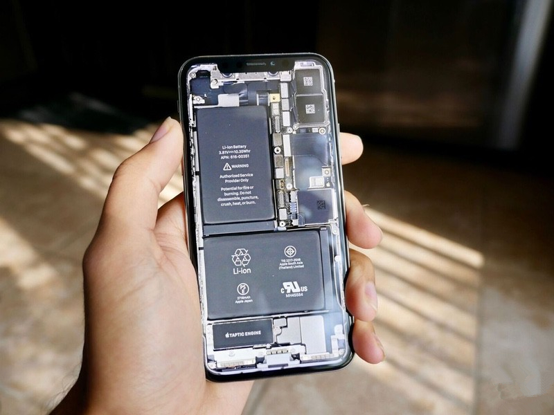 旗舰对决 三星Note8对比iPhone 8机模 旗舰对决 三星Note8对比iPhone 8机模