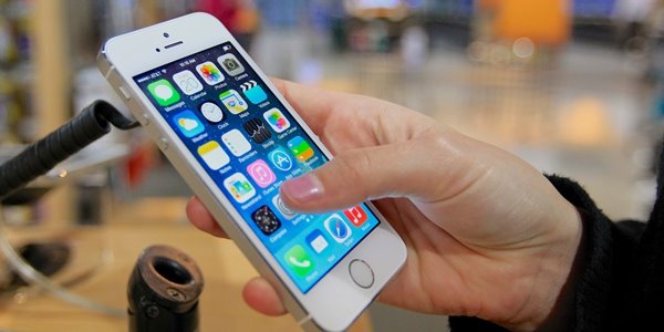 苹果将 iPhone 维修服务扩展到全美数百个新地点 苹果将 iPhone 维修服务扩展到全美数百个新地点