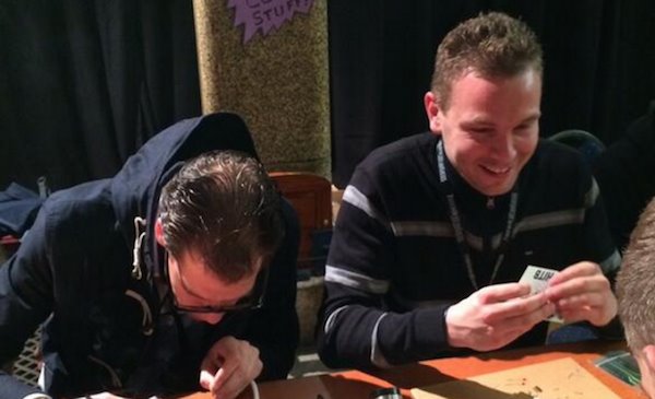 苹果分享 AirPods 广告:如此多姿多彩! 苹果分享 AirPods 广告:如此多姿多彩!