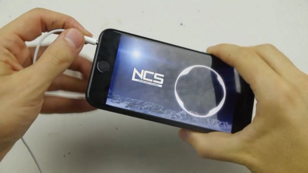 Q3 中国手机市场报告:苹果赚钱最多,华为第二 Q3 中国手机市场报告:苹果赚钱最多,华为第二