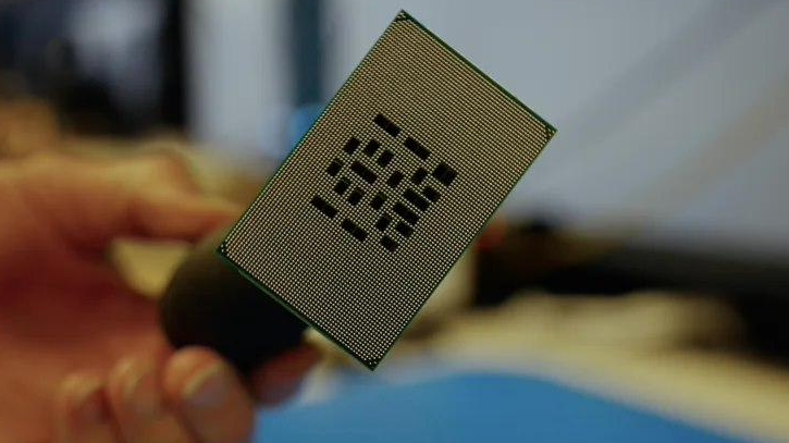 苹果酝酿新变革,iPhone 17 系列将翻开新篇章 苹果酝酿新变革,iPhone 17 系列将翻开新篇章