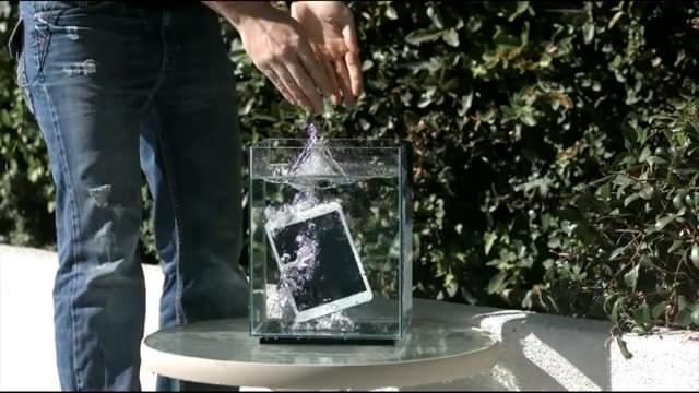 苹果 iPhone 15 Pro 音量键双按键设计曝光,静音拨片改为 Action 按钮 苹果 iPhone 15 Pro 音量键双按键设计曝光,静音拨片改为 Action 按钮