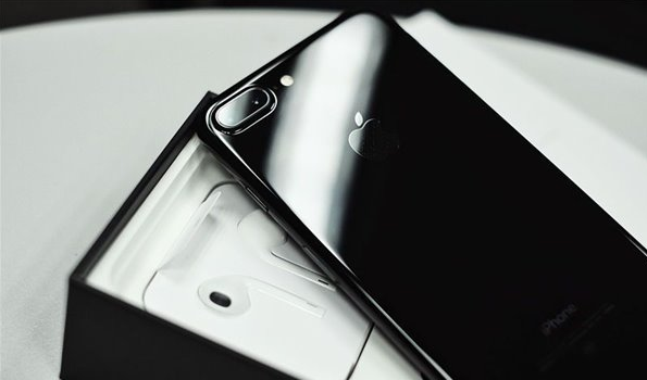 消息称苹果 iOS18/iPadOS 18 有望采用 visionOS 设计元素 消息称苹果 iOS18/iPadOS 18 有望采用 visionOS 设计元素