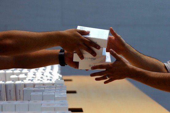 iPhone X 升级 iOS 12.1 后发生爆炸,苹果表示只是巧合 iPhone X 升级 iOS 12.1 后发生爆炸,苹果表示只是巧合