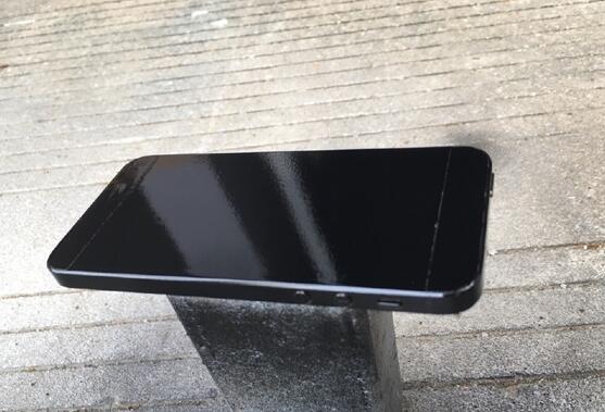 曝苹果 iPhone 14 Pro 仍会采用 10 年历史的 Lightning 接口,但传输速率更快 曝苹果 iPhone 14 Pro 仍会采用 10 年历史的 Lightning 接口,但传输速率更快